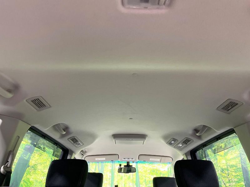 2014 Nissan Serena DAA-HFC26 (UW-6a9b87fb1b857)[14]