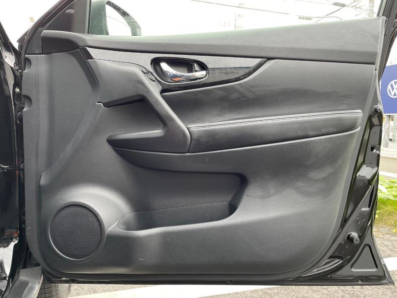2018 Nissan X-Trail DAA-HT32 (UW-6a9b880b27f4a)[25]