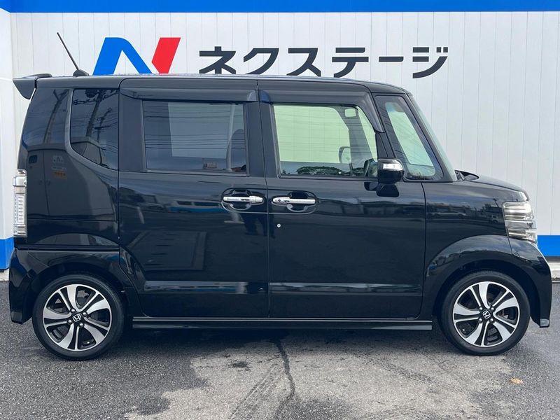2015 Honda N-BOX CUSTOM DBA-JF1 (UW-6a9b88265642b)[24]