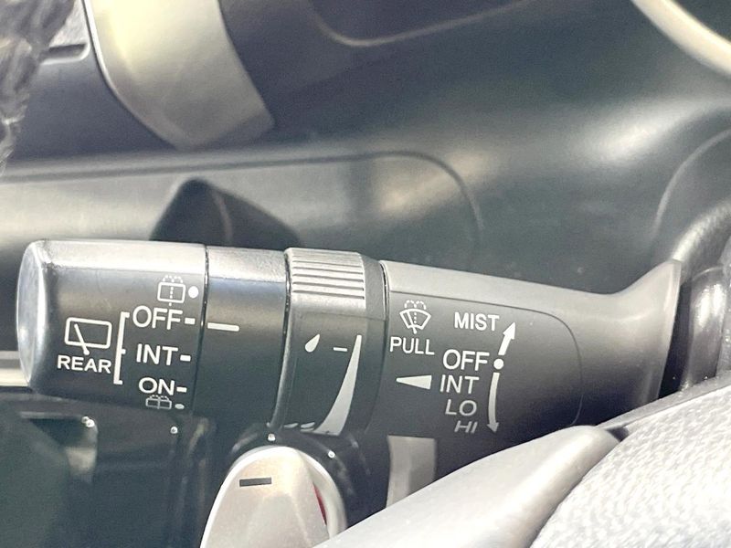 2013 Honda N-BOX DBA-JF1 (UW-6a9b882ef200b)[19]