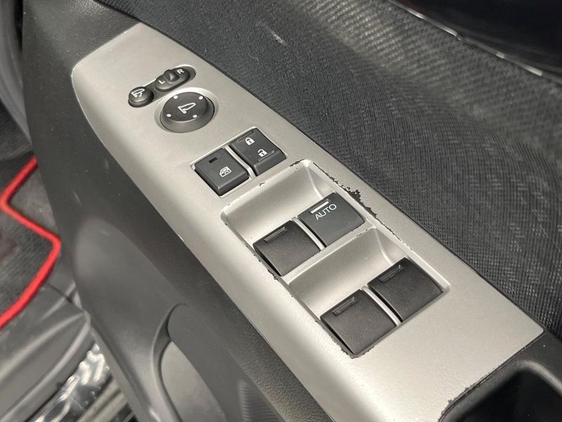2015 Honda N-BOX CUSTOM DBA-JF1 (UW-6a9b883041c65)[27]