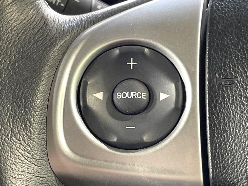 2015 Honda N-BOX CUSTOM DBA-JF1 (UW-6a9b883046b93)[27]