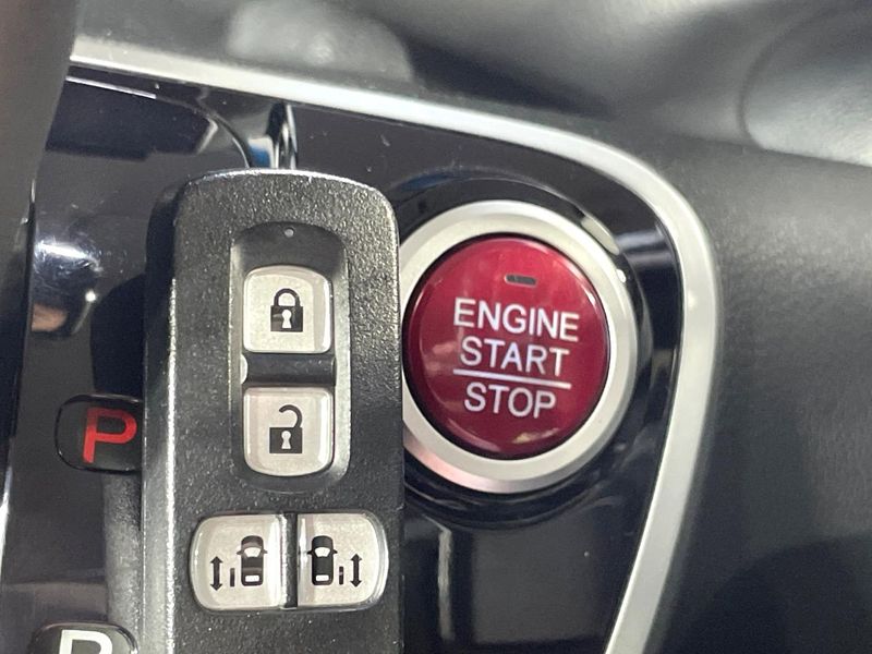 2015 Honda N-BOX CUSTOM DBA-JF1 (UW-6a9b883046b93)[21]