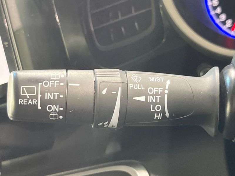 2014 Honda N-BOX CUSTOM DBA-JF2 (UW-6a9b8834c2ee6)[15]