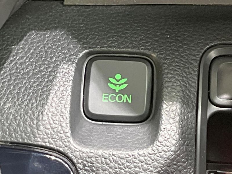 2022 Honda N-WGN Custom 6BA-JH3 (UW-6a9b887bc4174)[22]