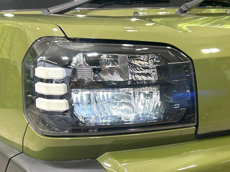 2022 Daihatsu Taft 6BA-LA900S (UW-6a9b88ef144c2)[19]