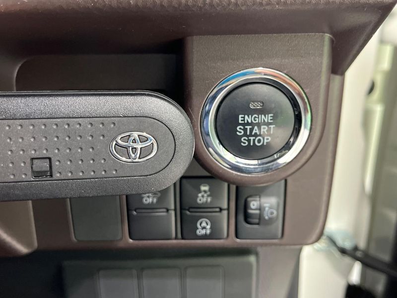 2018 Toyota TANK DBA-M910A (UW-6a9b890c9d3b1)[24]