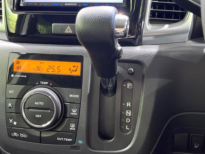 2016 Suzuki Spacia Custom DAA-MK42S (UW-6a9b893b1f8aa)[24]