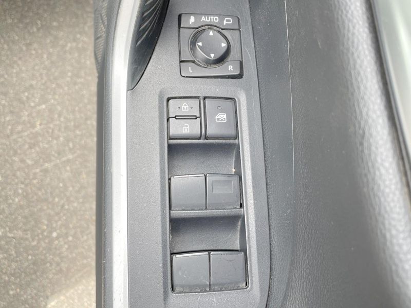 2019 Toyota RAV4 6BA-MXAA54 (UW-6a9b897b9c588)[24]