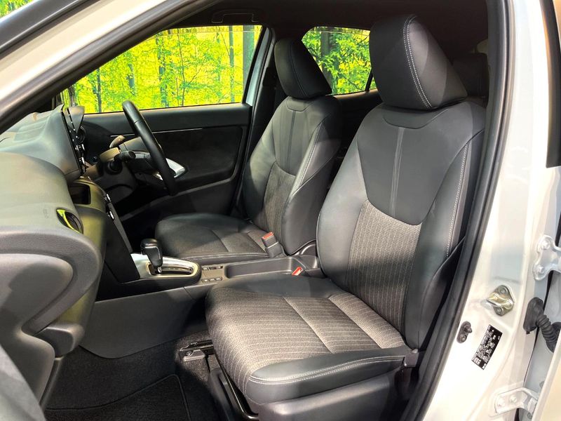 2023 Toyota Yaris Cross 6AA-MXPJ10 (UW-6a9b899500174)[27]