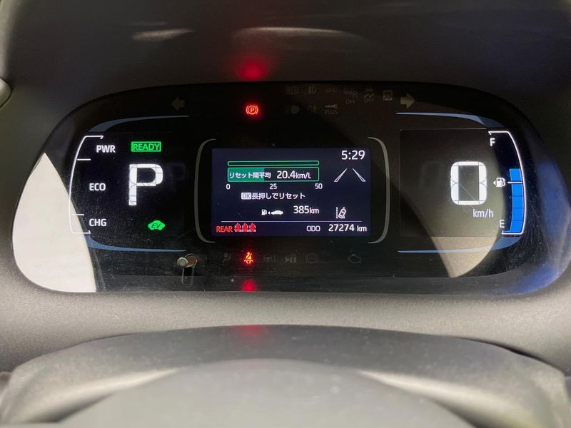 2022 Toyota Aqua 6AA-MXPK11 (UW-6a9b899e404b2)[17]