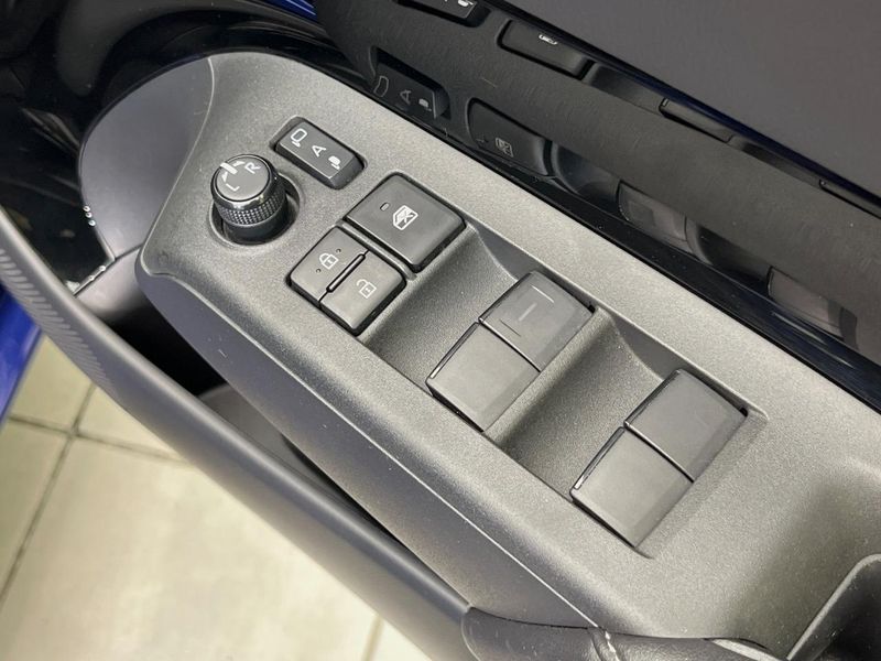 2022 Toyota Aqua 6AA-MXPK11 (UW-6a9b899e404b2)[6]