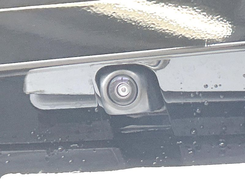 2022 Toyota Sienta 6AA-MXPL10G (UW-6a9b89a3264b1)[14]