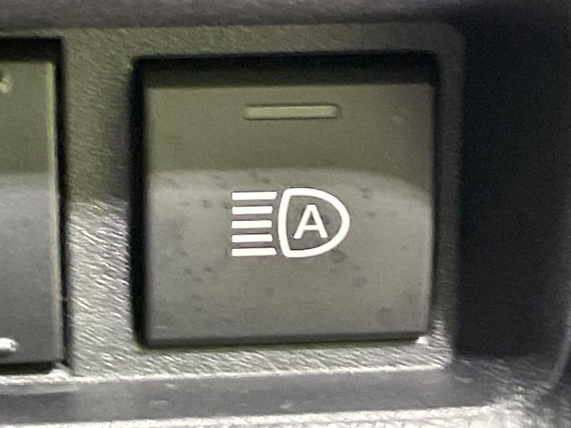 2023 Toyota Sienta 6AA-MXPL10G (UW-6a9b89a4ccbfd)[6]