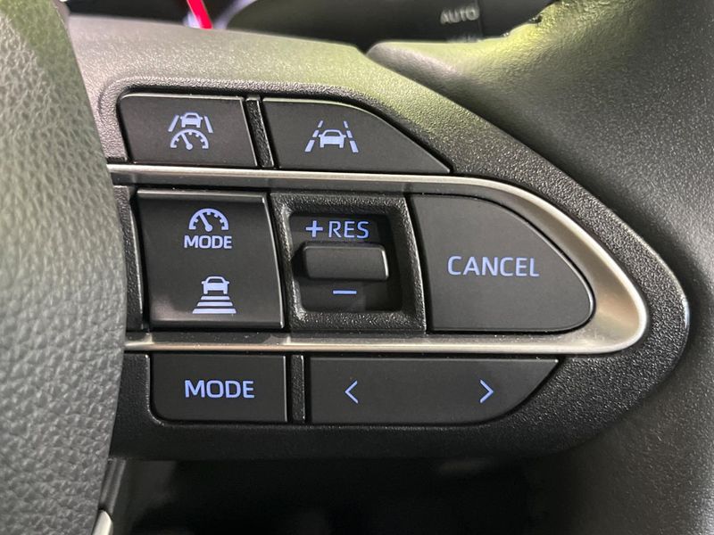 2022 Toyota Voxy 6BA-MZRA90W (UW-6a9b89c8175d3)[22]