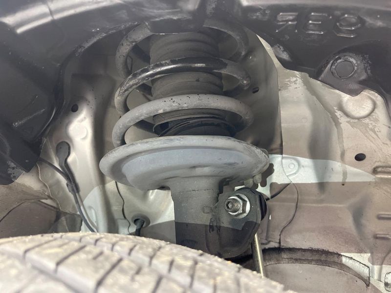 2015 Toyota Aqua DAA-NHP10 (UW-6a9b89dc80c85)[7]