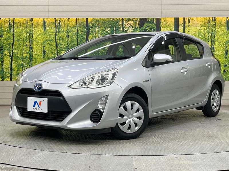 2015 Toyota Aqua DAA-NHP10 (UW-6a9b89dc80c85)[0]
