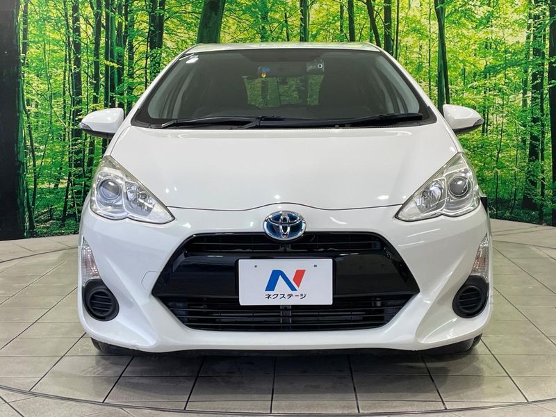 2015 Toyota Aqua DAA-NHP10 (UW-6a9b89e30bf4d)[7]