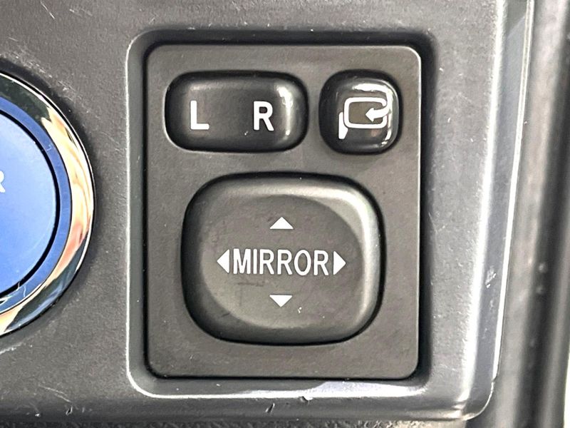 2014 Toyota Corolla Fielder DAA-NKE165G (UW-6a9b89f0b03fa)[7]