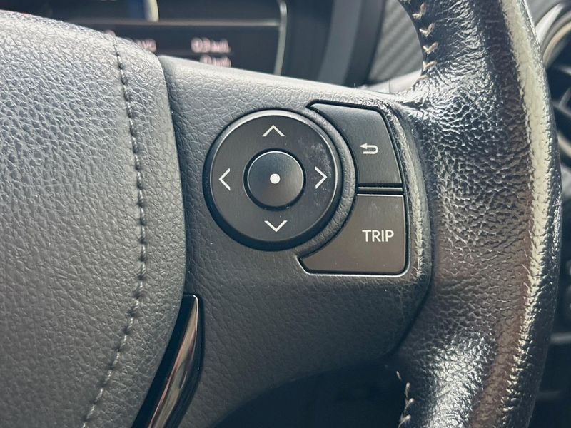 2014 Toyota Corolla Fielder DAA-NKE165G (UW-6a9b89f0bad28)[24]