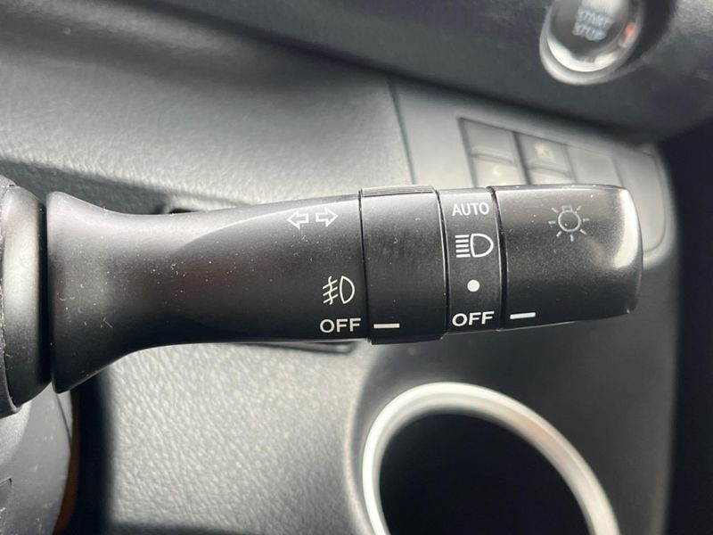 2015 Toyota Sienta DBA-NSP170G (UW-6a9b89f381e8e)[20]