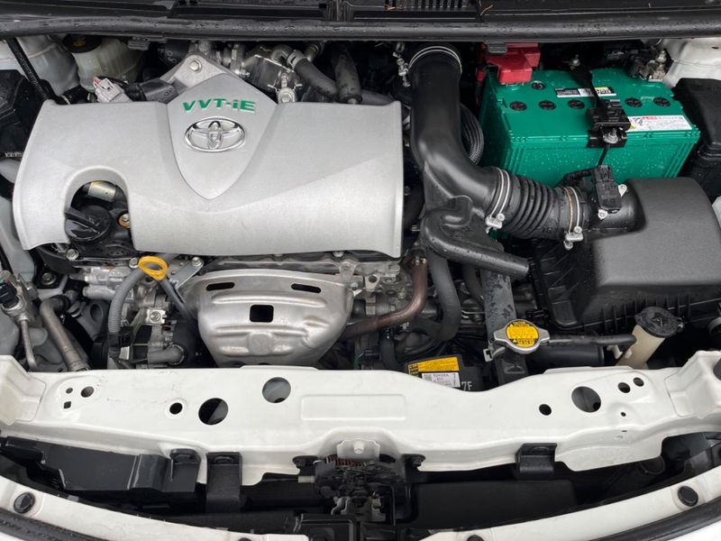 2015 Toyota Sienta DBA-NSP170G (UW-6a9b89f381e8e)[5]