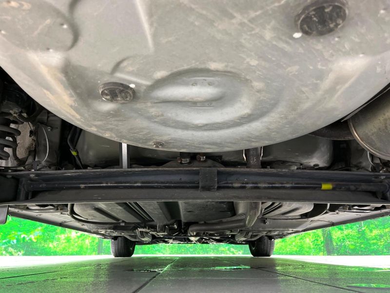 2015 Toyota Sienta DBA-NSP170G (UW-6a9b89f3988b9)[9]
