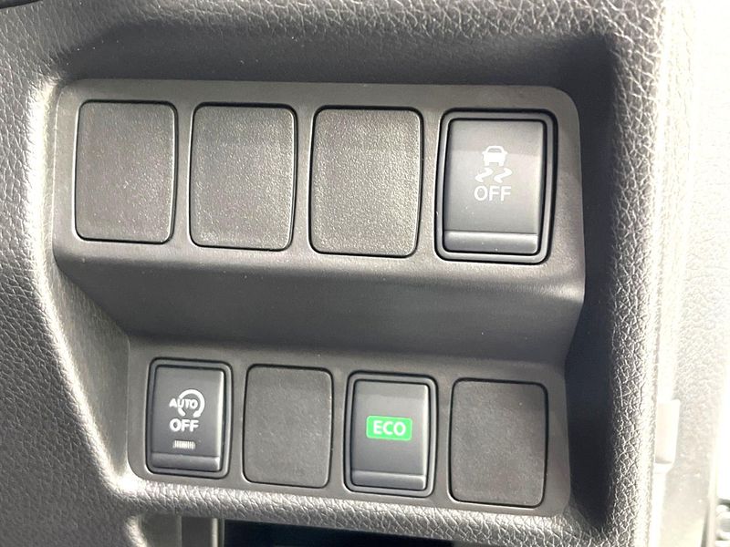 2016 Nissan X-Trail DBA-NT32 (UW-6a9b8a00d5e0a)[5]