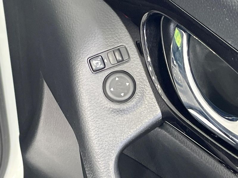 2020 Nissan X-Trail DBA-NT32 (UW-6a9b8a02ef82c)[15]