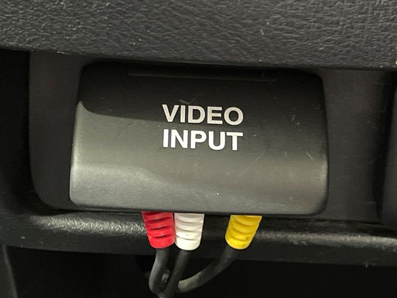 2009 Honda Stream DBA-RN6 (UW-6a9b8a0ed401f)[20]