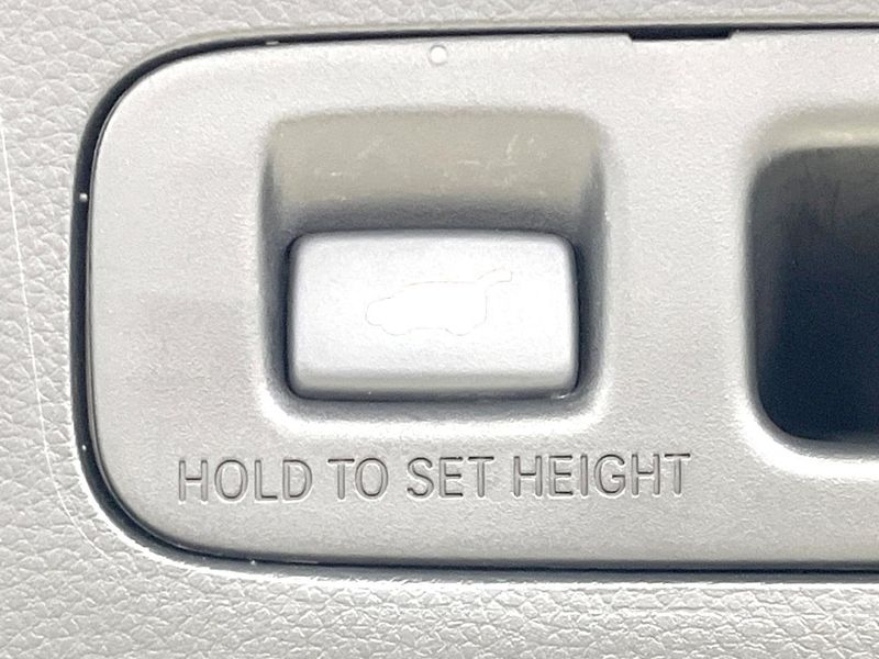 2024 Honda Step Wagon 6AA-RP8 (UW-6a9b8a13e1ba4)[26]