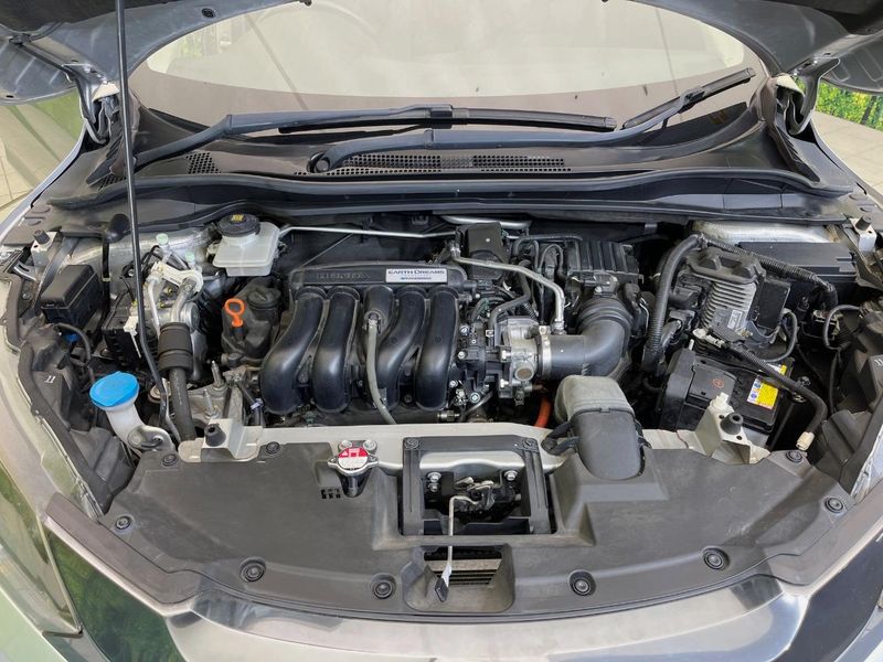2014 Honda Vezel DAA-RU3 (UW-6a9b8a17d402a)[4]