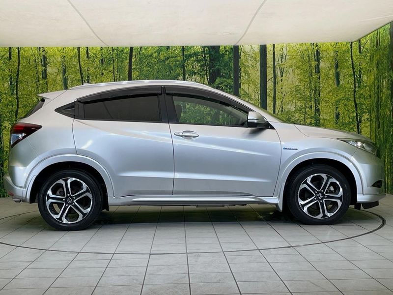 2014 Honda Vezel DAA-RU3 (UW-6a9b8a17d402a)[22]