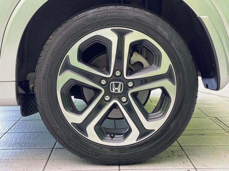 2014 Honda Vezel DAA-RU3 (UW-6a9b8a17d402a)[11]