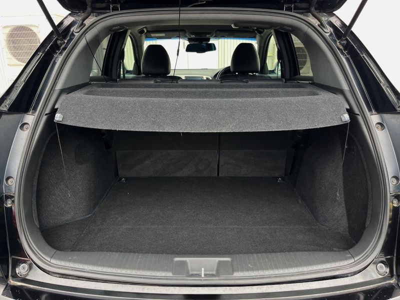 2016 Honda Vezel DAA-RU3 (UW-6a9b8a19861a0)[29]