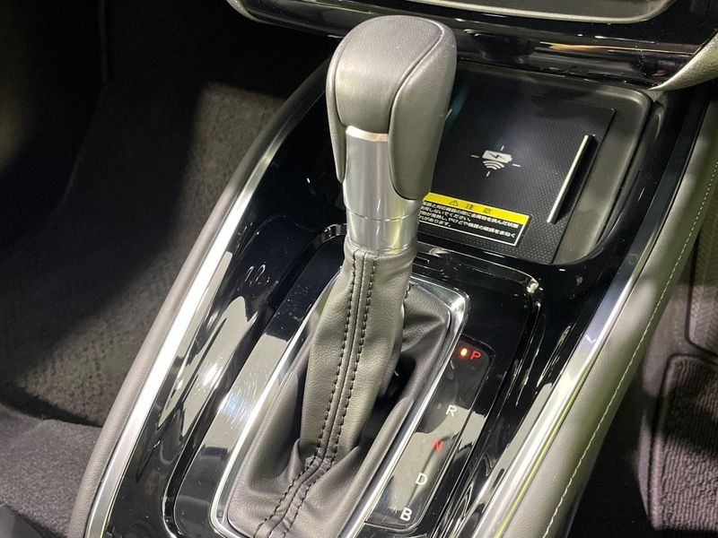 2025 Honda Vezel 6AA-RV5 (UW-6a9b8a2a9aca7)[27]