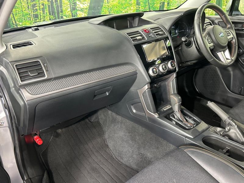 2016 Subaru Forester DBA-SJ5 (UW-6a9b8a405915b)[18]