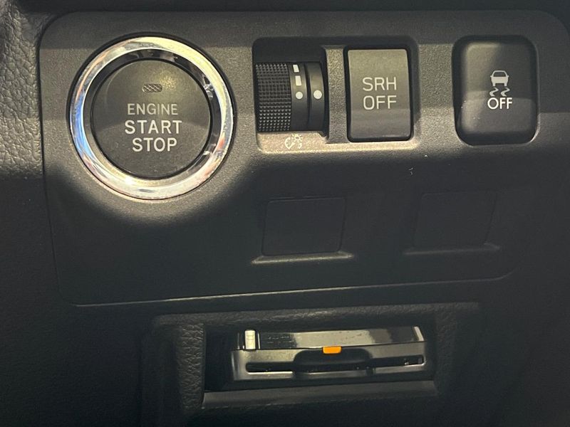 2016 Subaru Forester DBA-SJ5 (UW-6a9b8a40b32e3)[29]