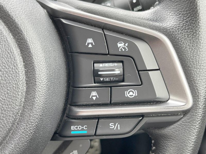 2019 Subaru Forester 5AA-SKE (UW-6a9b8a4546fc7)[25]