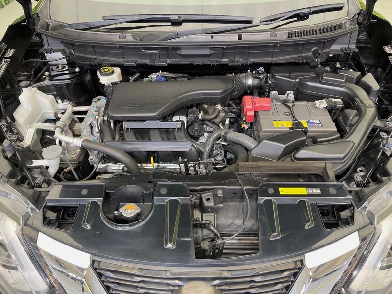 2018 Nissan X-Trail DBA-T32 (UW-6a9b8a4edf752)[4]