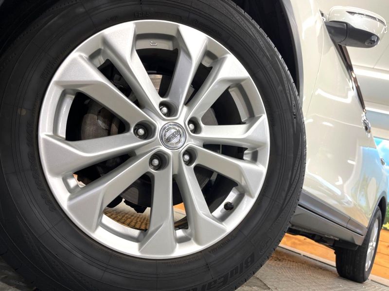 2015 Nissan X-Trail DBA-T32 (UW-6a9b8a4fa9342)[15]