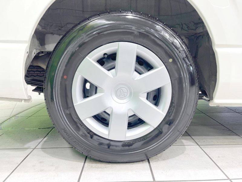 2025 Toyota Hiace Van 3BF-TRH200V (UW-6a9b8a55c98e0)[19]