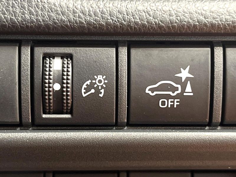 2025 Toyota Land Cruiser 250 3BA-TRJ250W (UW-6a9b8a66d8c04)[25]