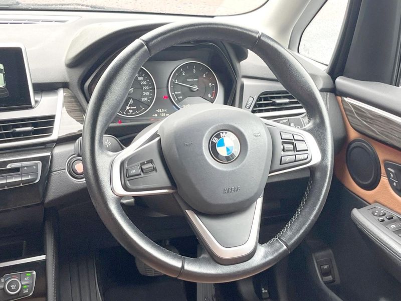 2018 BMW 2 Series LDA-2C20 (UW-6a9b8a86a52cb)[22]