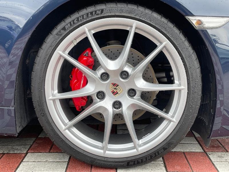 2015 Porsche Cayman ABA-981MA123 (UW-6a9b8a9720720)[5]