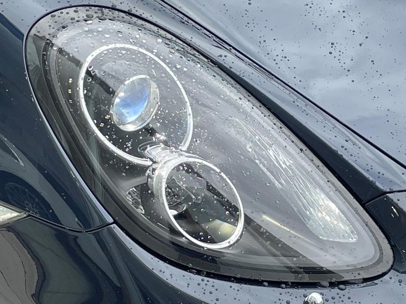 2015 Porsche Cayman ABA-981MA123 (UW-6a9b8a9720720)[28]