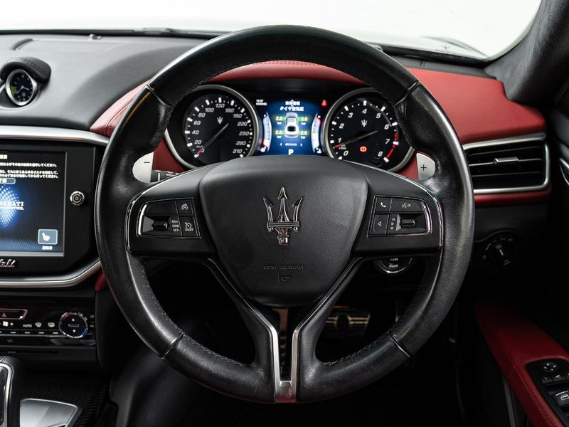 2016 Maserati Ghibli ABA-MG30A (UW-6a9b8aa5df803)[20]