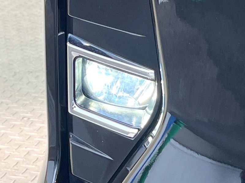 2019 Toyota Noah DBA-ZRR80W (UW-6a9b8abde86f0)[7]