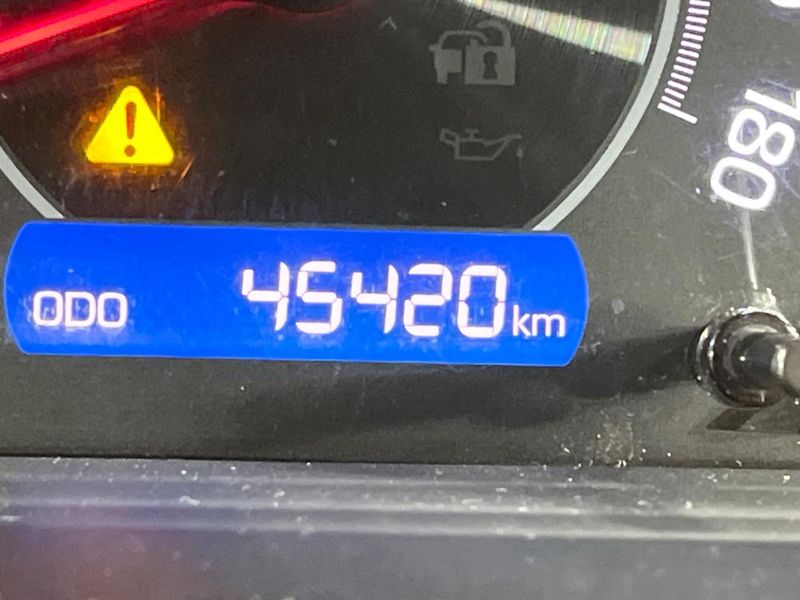 2019 Toyota Voxy DBA-ZRR85W (UW-6a9b8ac51af83)[2]