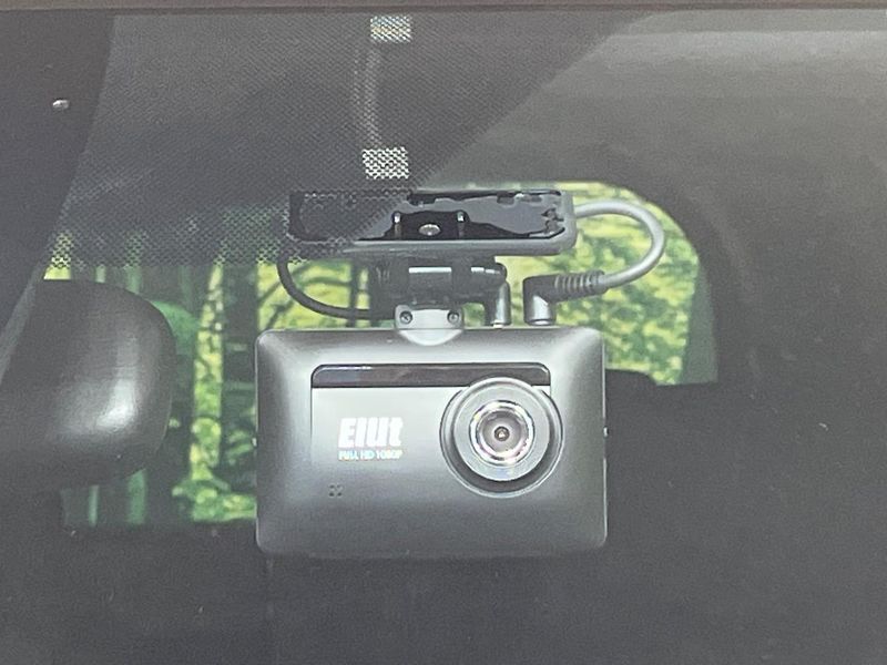 2019 Toyota Voxy DBA-ZRR85W (UW-6a9b8ac51af83)[5]